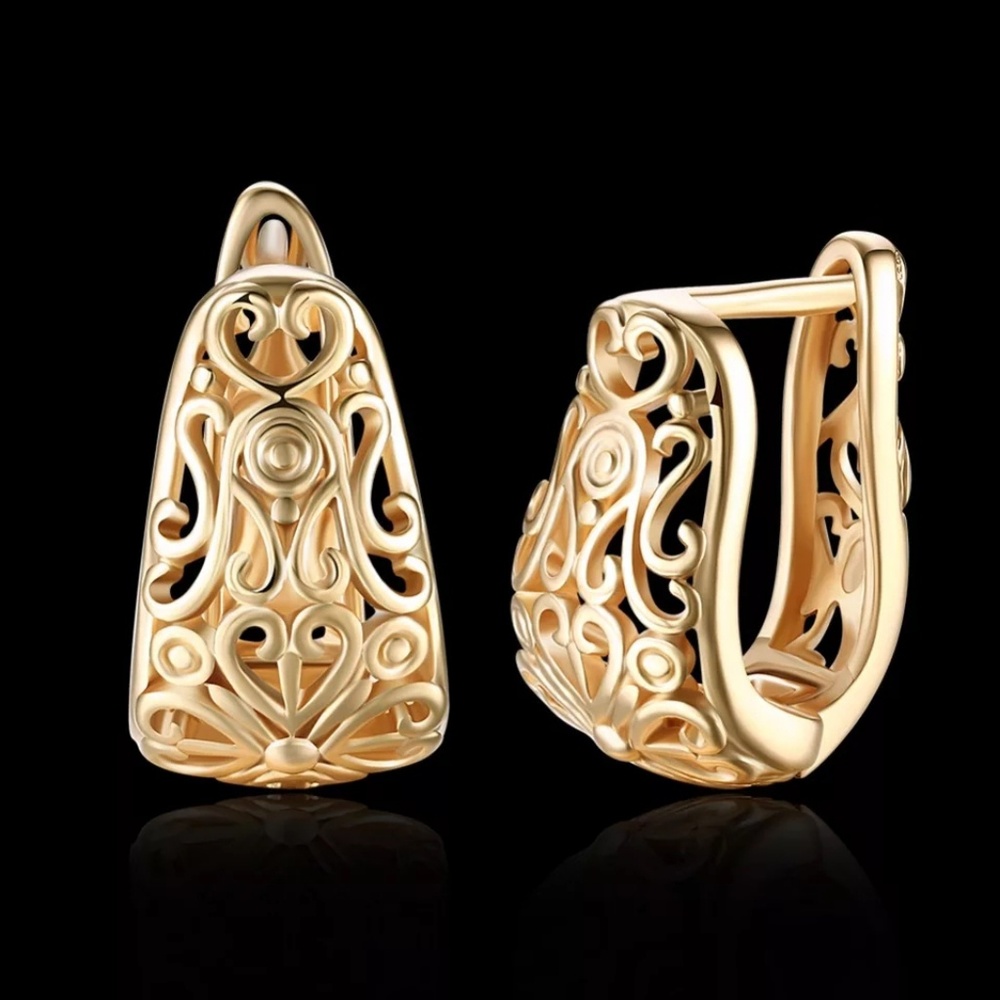18k Filled Petite Filigree Hoops - Picture 6 of 7